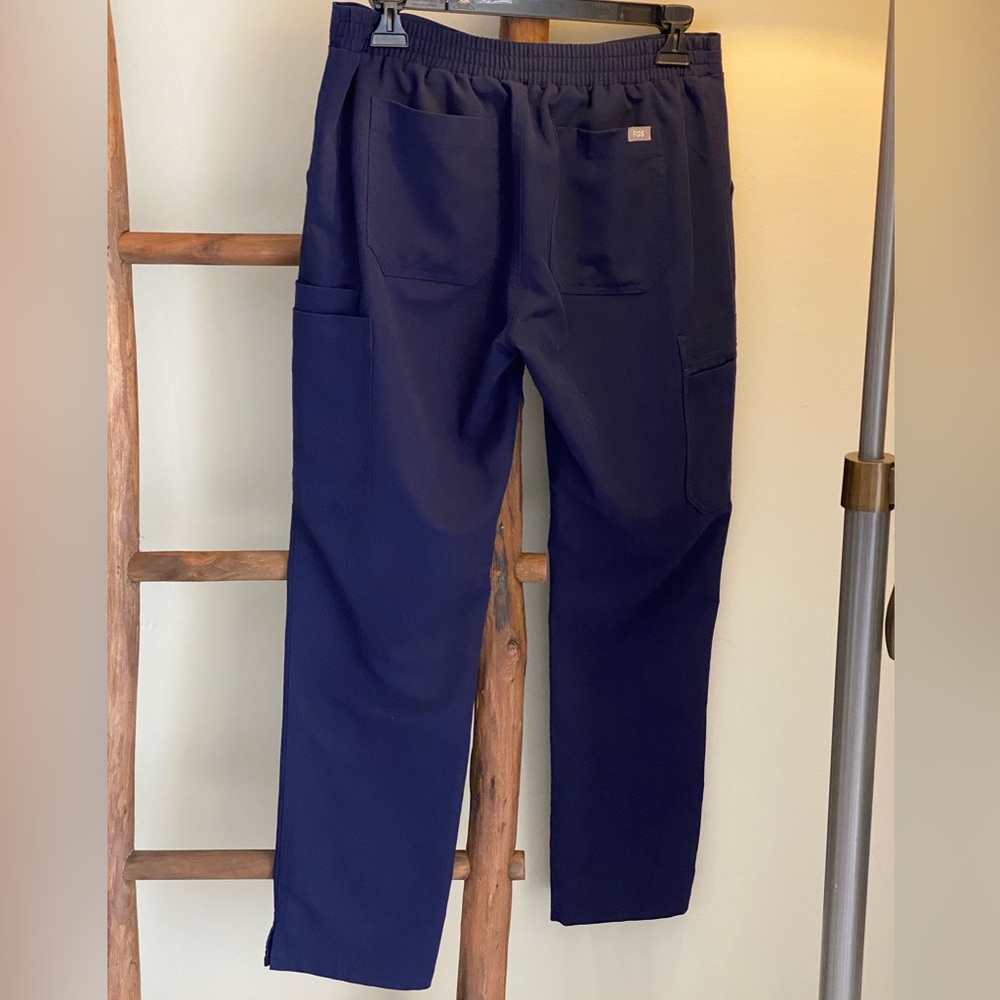 FIGS small Blue CARGO Pants - Picture 4 of 8